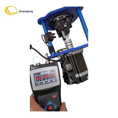 Grandmaster Auto Combination Finder Auto CodeCracker ATM & Mechanical Dial Safes เครื่องยนต์ / ระบบเซ็นเซอร์สําหรับการปรับรหัสล็อคเซฟและ ATM ที่ไม่ทําลายล้าง