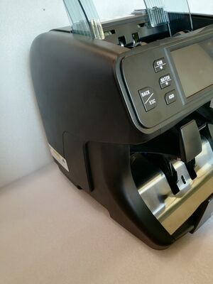 SH-208C-2CIS เครื่องคอนเตอร์ค่ากระเป๋าสตางค์ เครื่องมือธนาคารการเงิน พร้อมเครื่องตรวจจับเงินสําหรับการจัดการเงินสด NT808251100550001