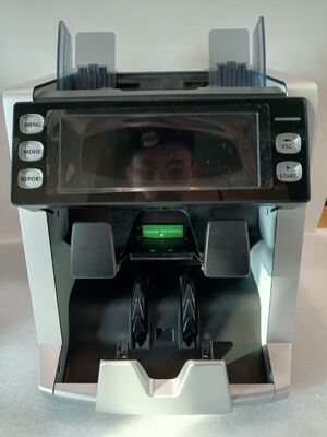 เครื่องคัดแยกธนบัตรขนาดพกพา 1+1 เครื่องนับเงิน ตรวจสอบธนบัตร สีดำ พร้อมจอแสดงผล LED LK22025060006